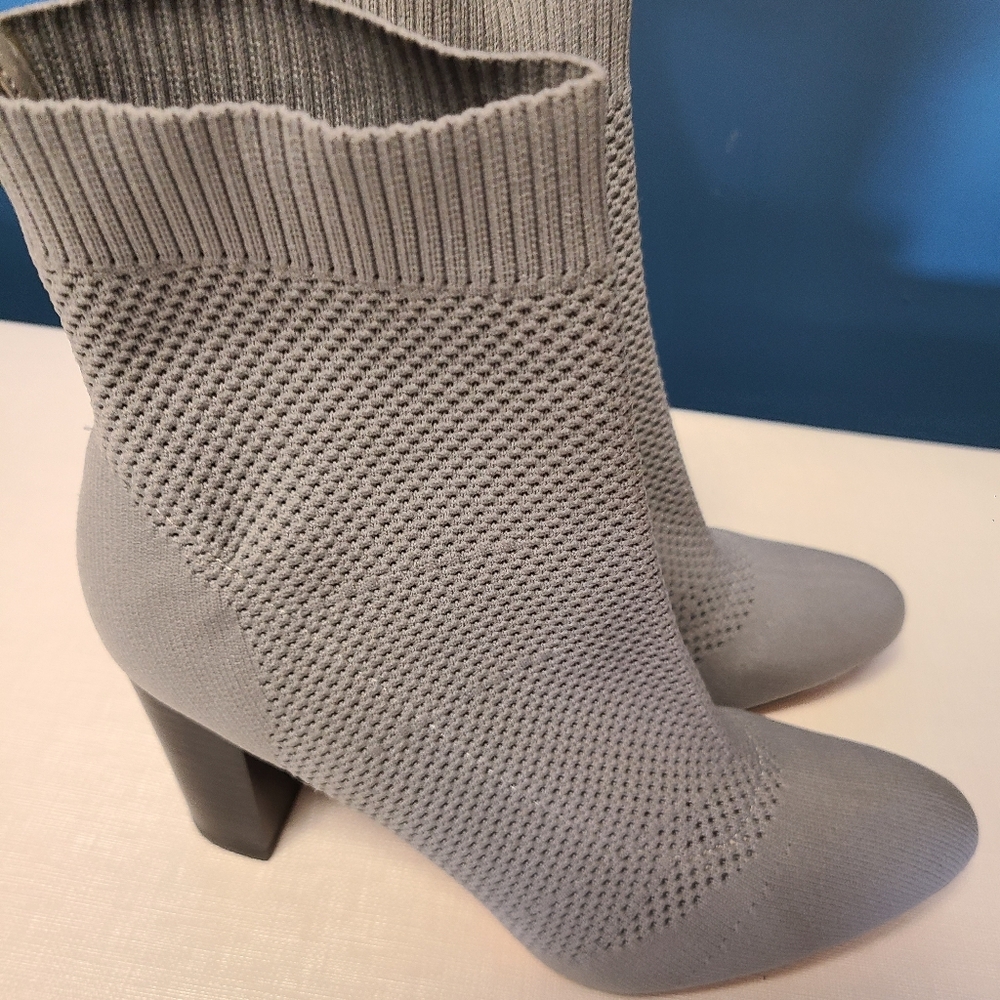 Mia Stretchy Booties